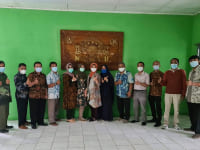 Executive Class Program Kuningan Nomor Home Photo 4